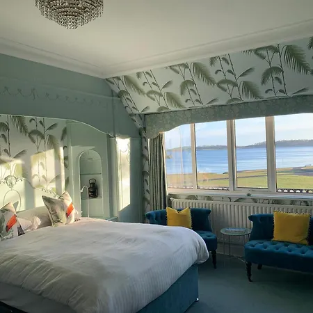 Cairn Bay Lodge-2