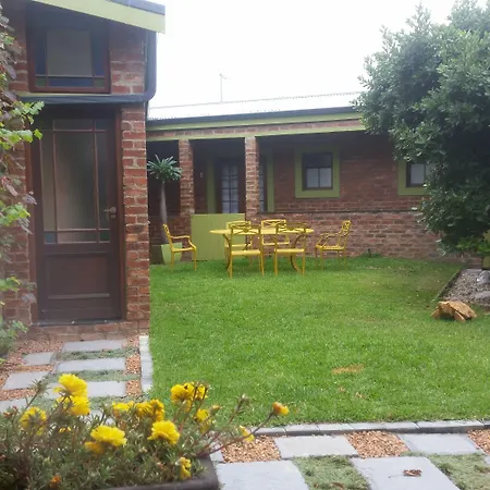 Port Del Mar Guesthouse-3