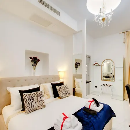 Queen Palace Suites-3