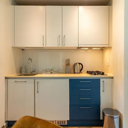 Bay Reflections Camps Bay Luxury Serviced Apartments-3