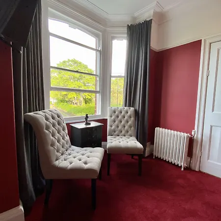 Blenheim Guest House-2