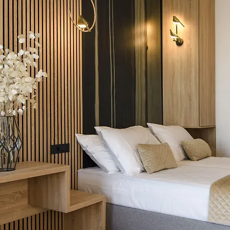 Via Mare Luxury Rooms-2