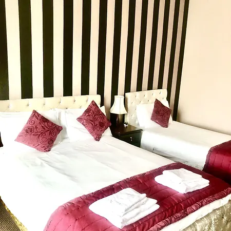 Dalry Guesthouse-2