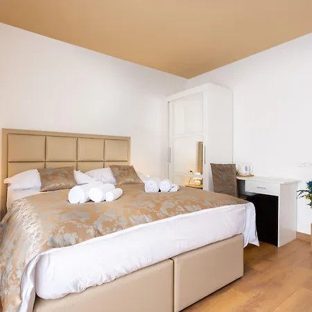 Luxury Rooms Fetivi-2