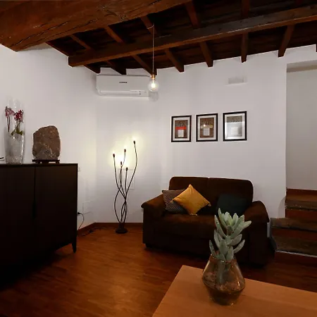 Vicolo 22 - Residenze Romanae-2