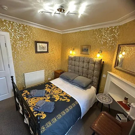 Ivy- Braveheart Guest House-2