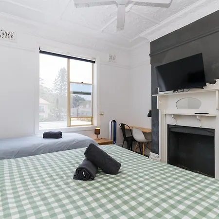 Manly Beach Guesthouse-2
