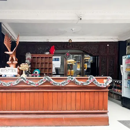 Reddoorz At Mahendra Beach Inn Kuta-3
