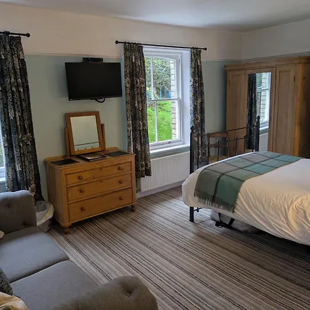 Broomfield House-2