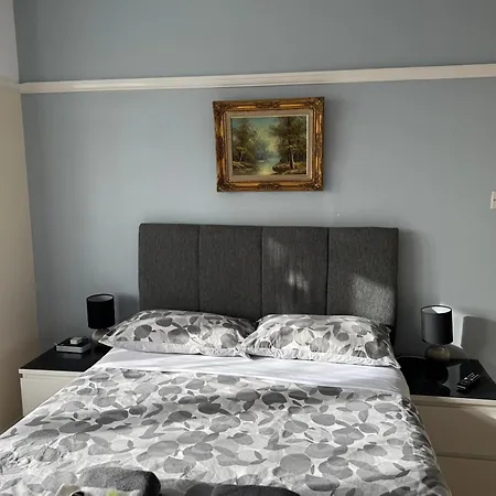 North West Lodge Guest House-2
