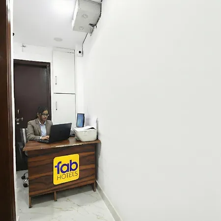 Fabhotel Cosy Rooms - Nr Embassies, Du South Campus-3