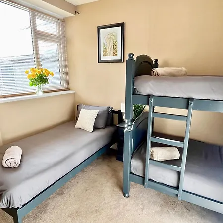 Smarties Guest House-3