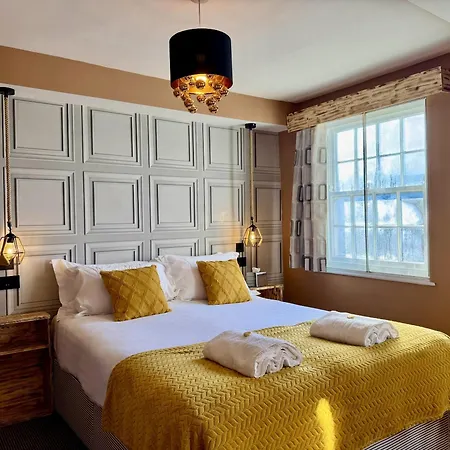 The Crescent Guest House-2