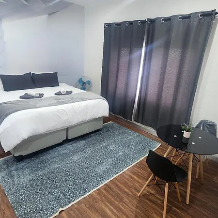 Casa Lux Boutique Guest House-3
