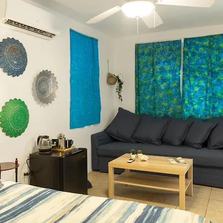 Trade Winds Restaurant & Guest House-3