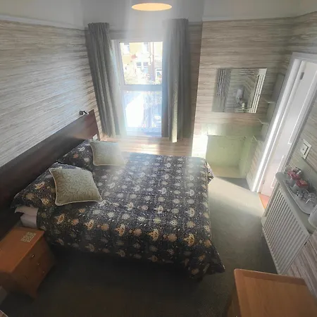 Brooke House-3
