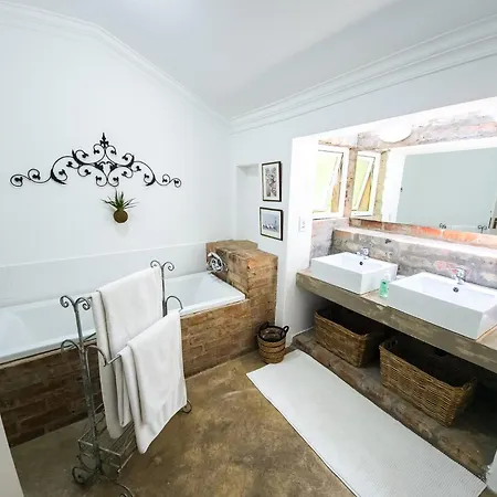Shepherd'S Corner Guest House - Tranquil Boutique Stay In Bryanston-2