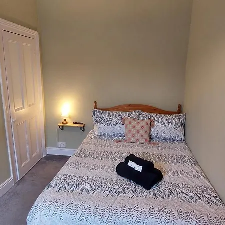 Salisbury Guest House - Free Parking-2
