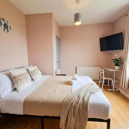 41 Home Near Kings Cross And Angel-3