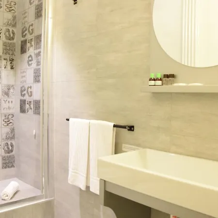 Design&Art Pie' - Elegant Rooms Near The Pantheon, Calm & Central Stay-3