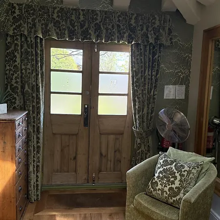 Bradleigh Lodge-2