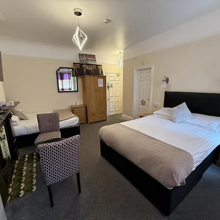 Diamonds Guest House-2