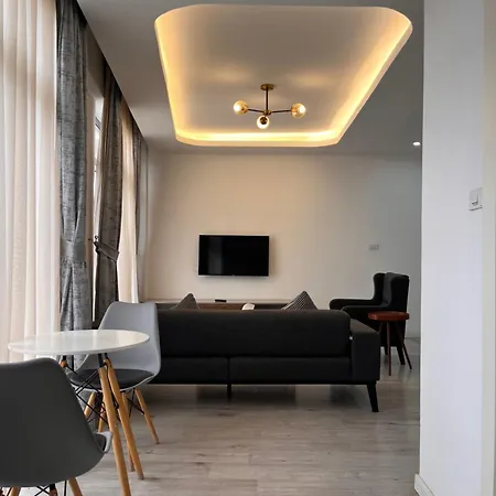 Zemilo Hotel Apartment-3