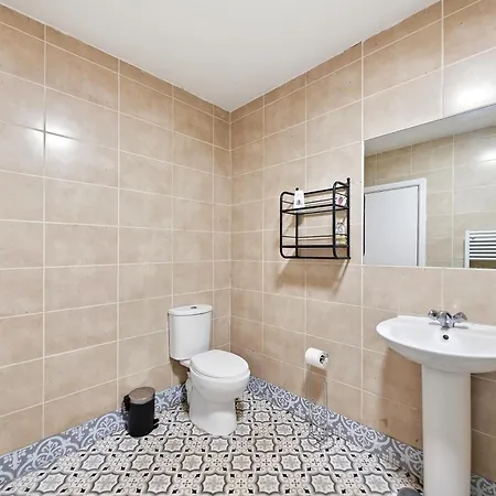 3 Persons Room, 1Min Walk From South Wimbledon Station-3