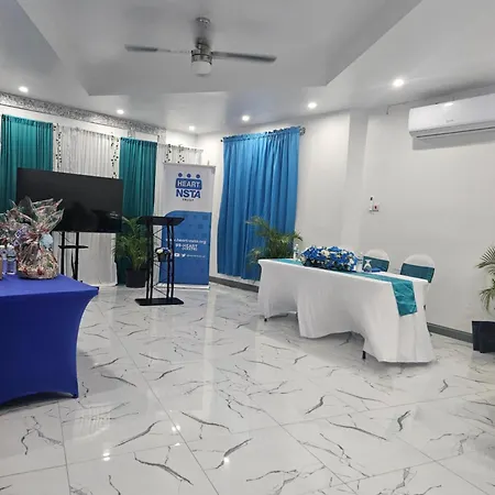 Palm Bay Guest House & Restaurant-3
