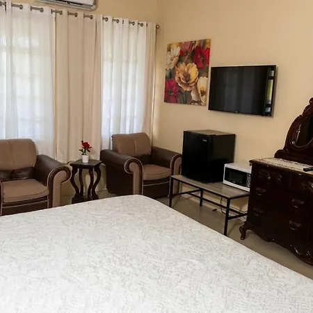 Dela De-Rose Guest House Negril Jamaica-3