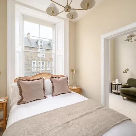 Gilmore Townhouse-2