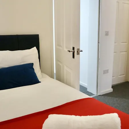 City Centre Guest House - Gloucester Park-3