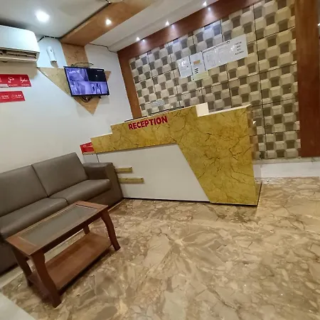 Hotel Time Gold Near Domestics Airport-3