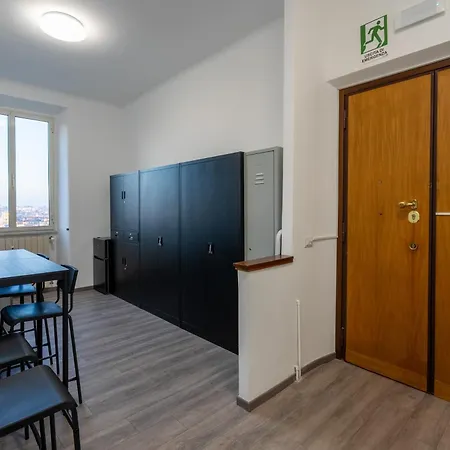 Rerent Rooms - 36 Trionfale Guesthouse-3