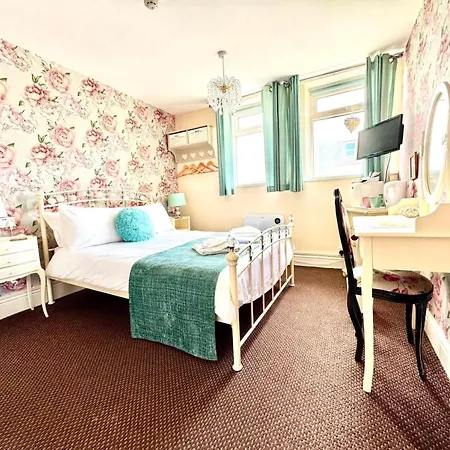 The Hurstmere-2