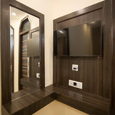 Hotel Siddharth A Boutique Guest House-3