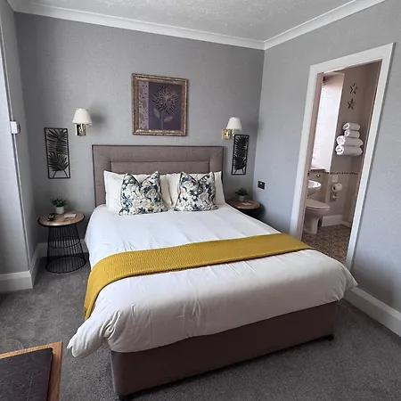 Seaside Hideaway (Adults Only)-2