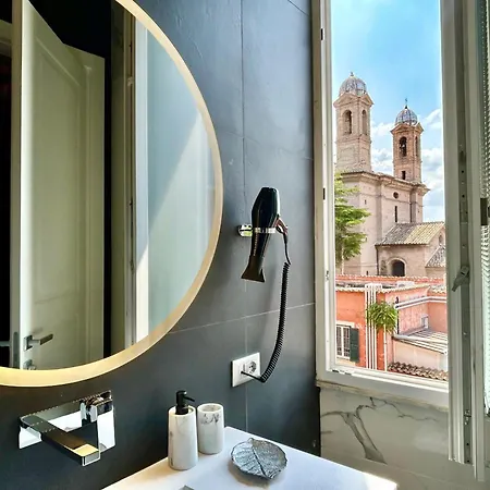 Private Luxury Suites-3