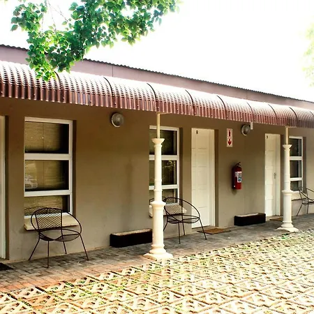 Carters Rest Guesthouse-2