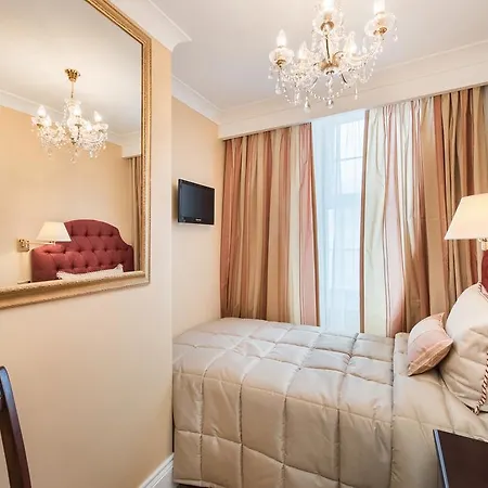 London Residence-3