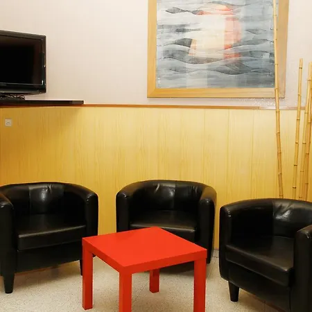 Hostal Nuevo Colon-2
