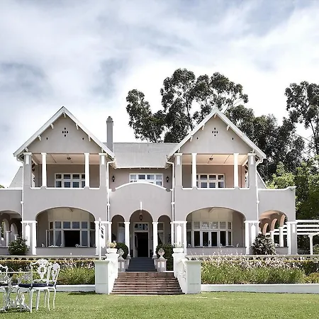 Parkes Manor-2