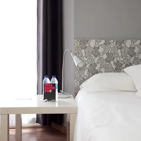 Hostal Nitzs Bcn-2