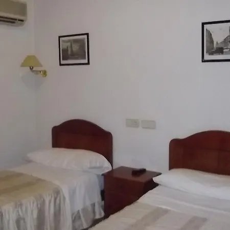 Hostal Rivera - Atocha-3