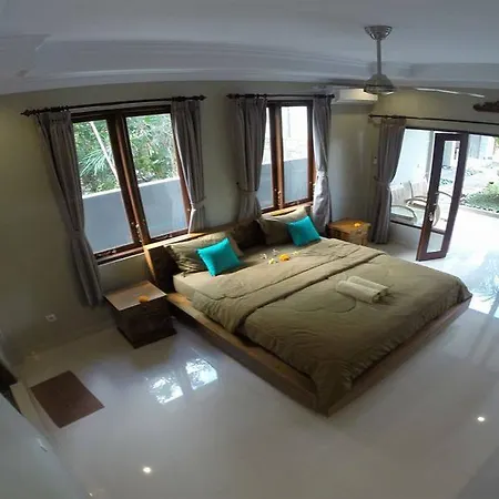 Lucky Family Cottage-2