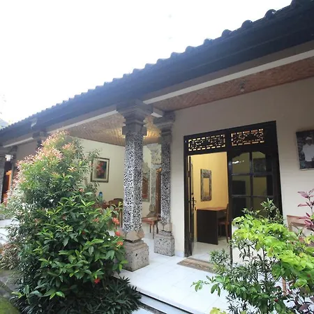Liang House And Hostel-2
