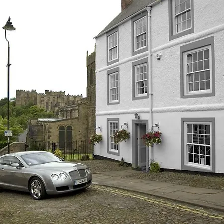 Castle View Guesthouse-3