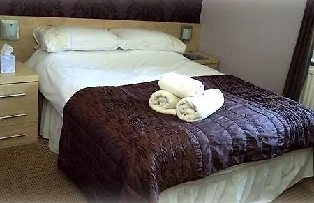 Chiltern Guest House-2