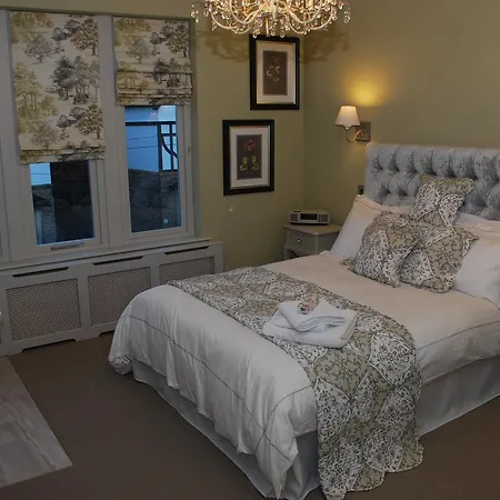 Springdale Guest House-2