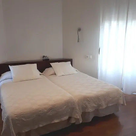 Hostal Santa Isabel-3